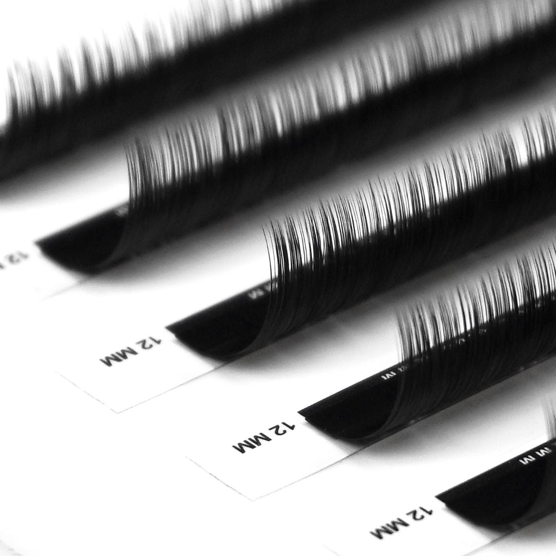 back view of a strip of mynk 0.03mm lashes